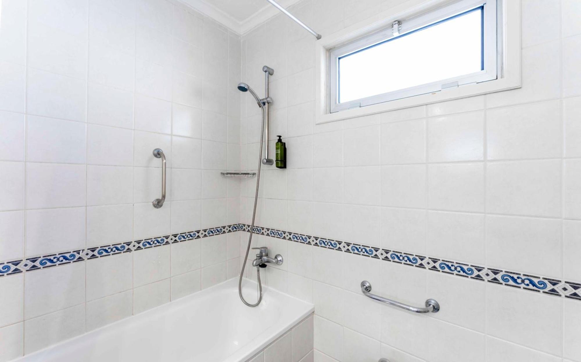 One-Bedroom Apartment Sea View,1615390120:JPEG