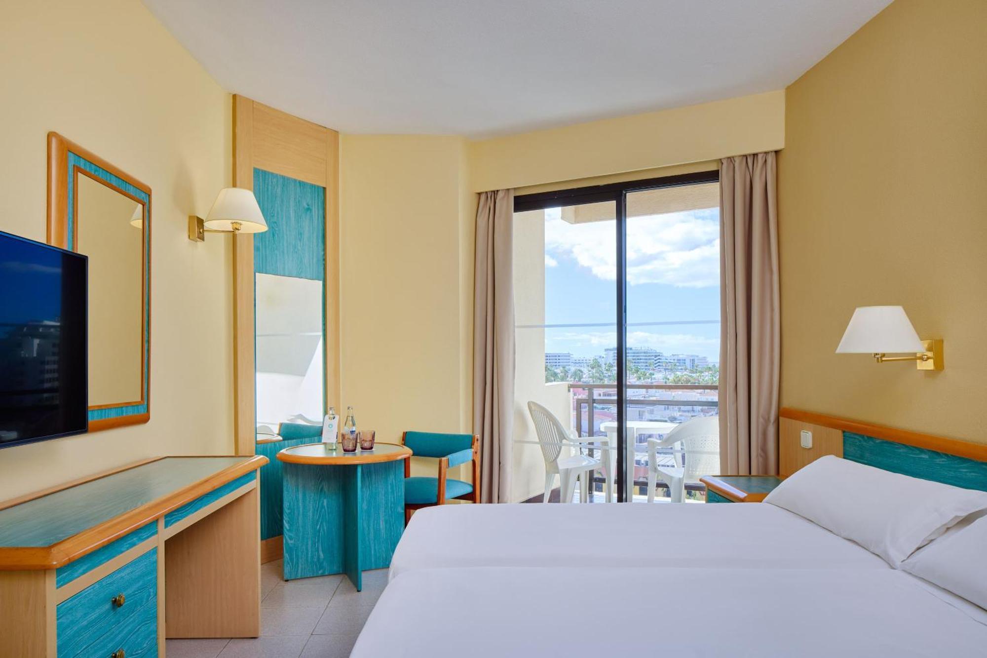 Standard Room,1774437122:JPEG
